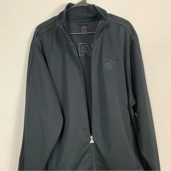 Adidas Men’s Black Miami Heat Zip Up Jacket Sz Large - Picture 5 of 8